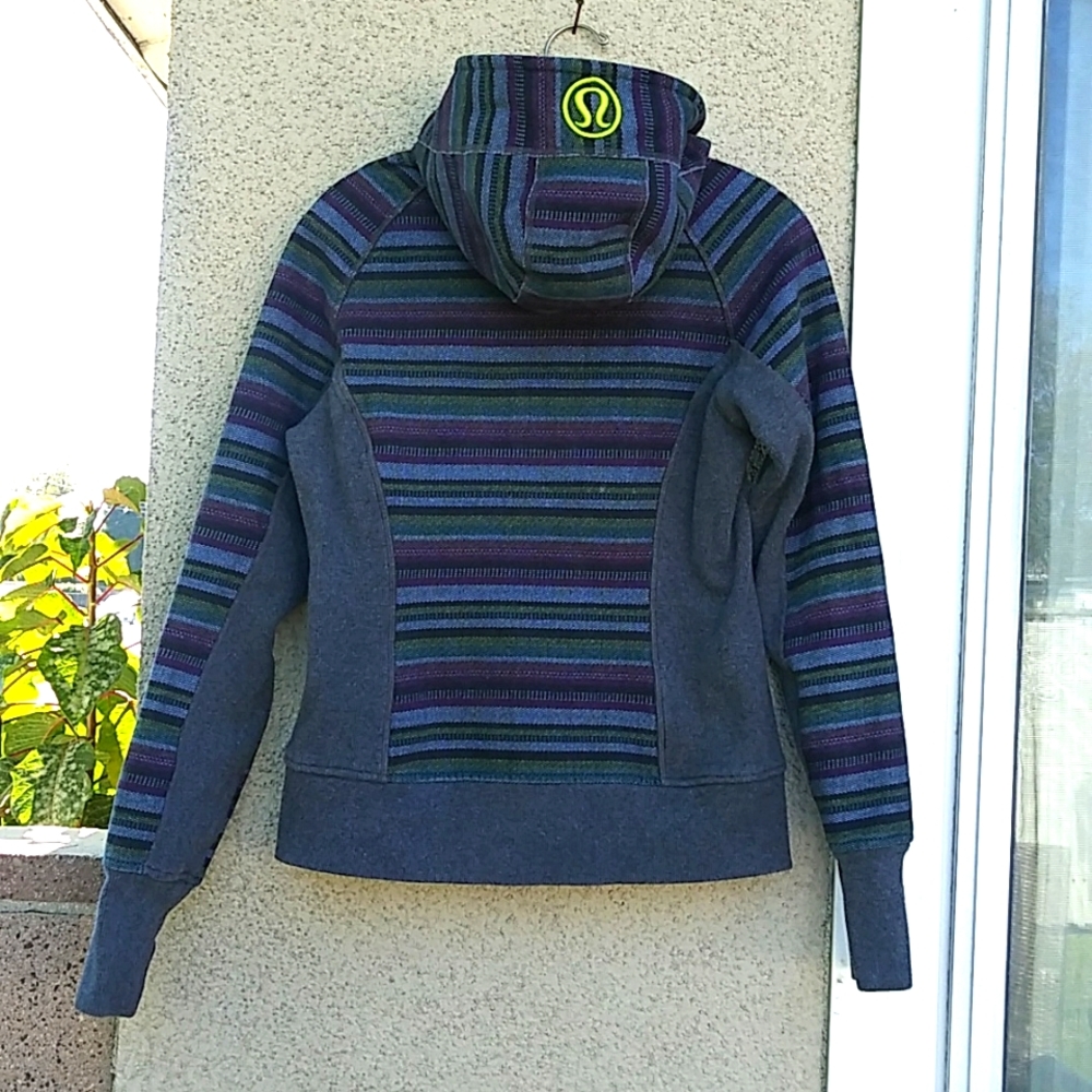 Lululemon Sweater - Picture 7 of 11